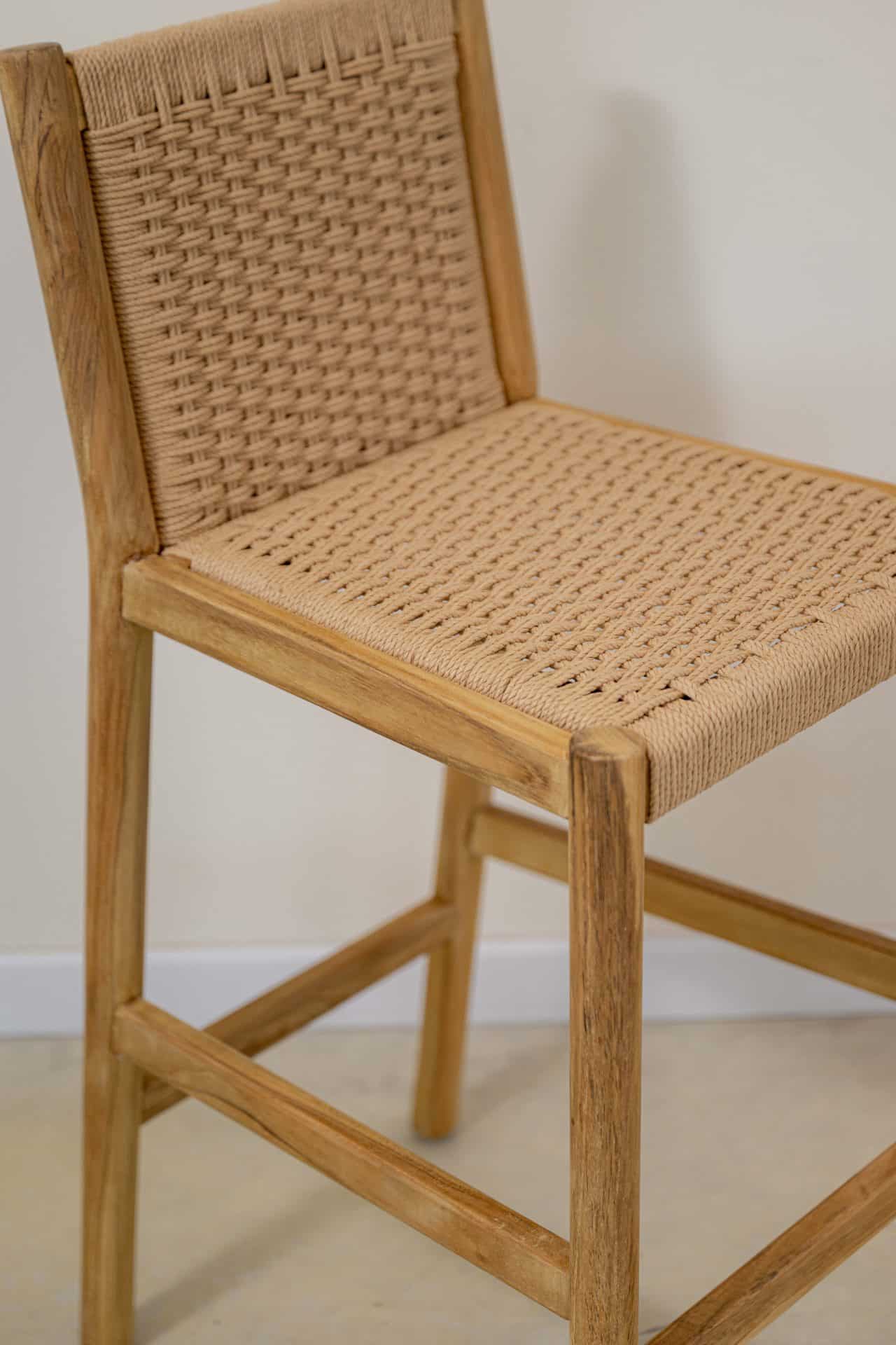 Banqueta en madera teca y cuerda en respaldo y asiento - Imagen 2