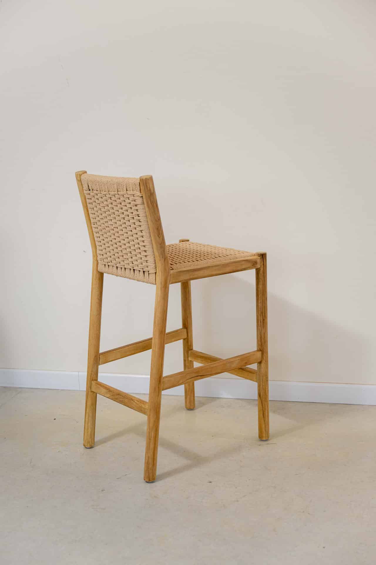 Banqueta en madera teca y cuerda en respaldo y asiento - Imagen 3