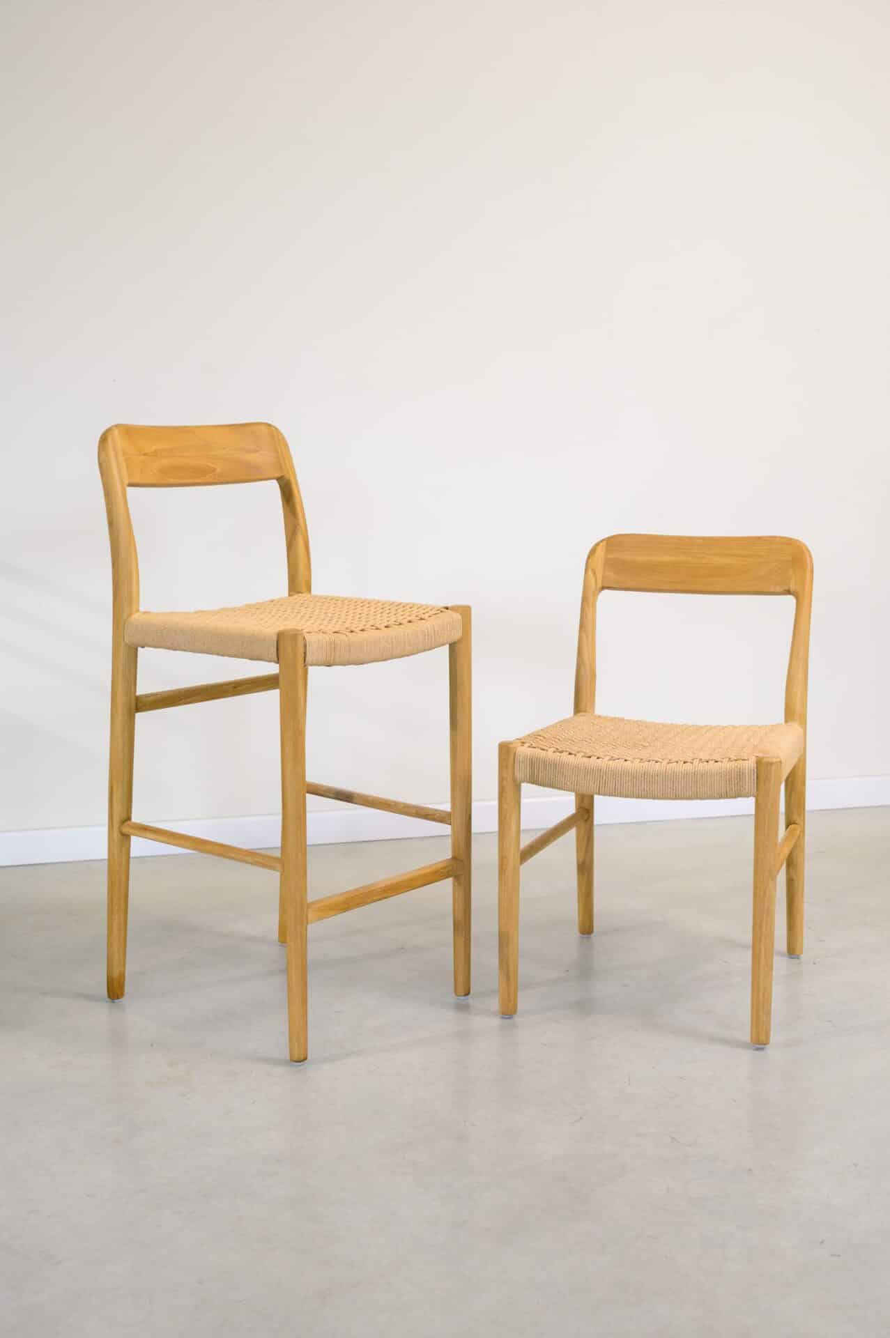 Banqueta en madera teca y cuerda