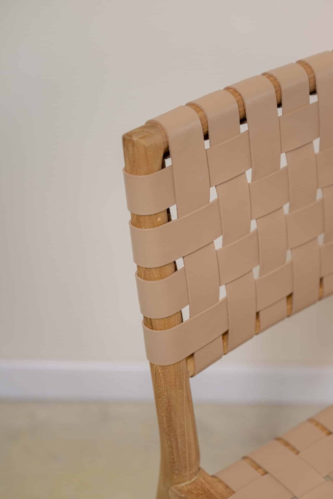 Silla en madera teca y cuero - Imagen 2