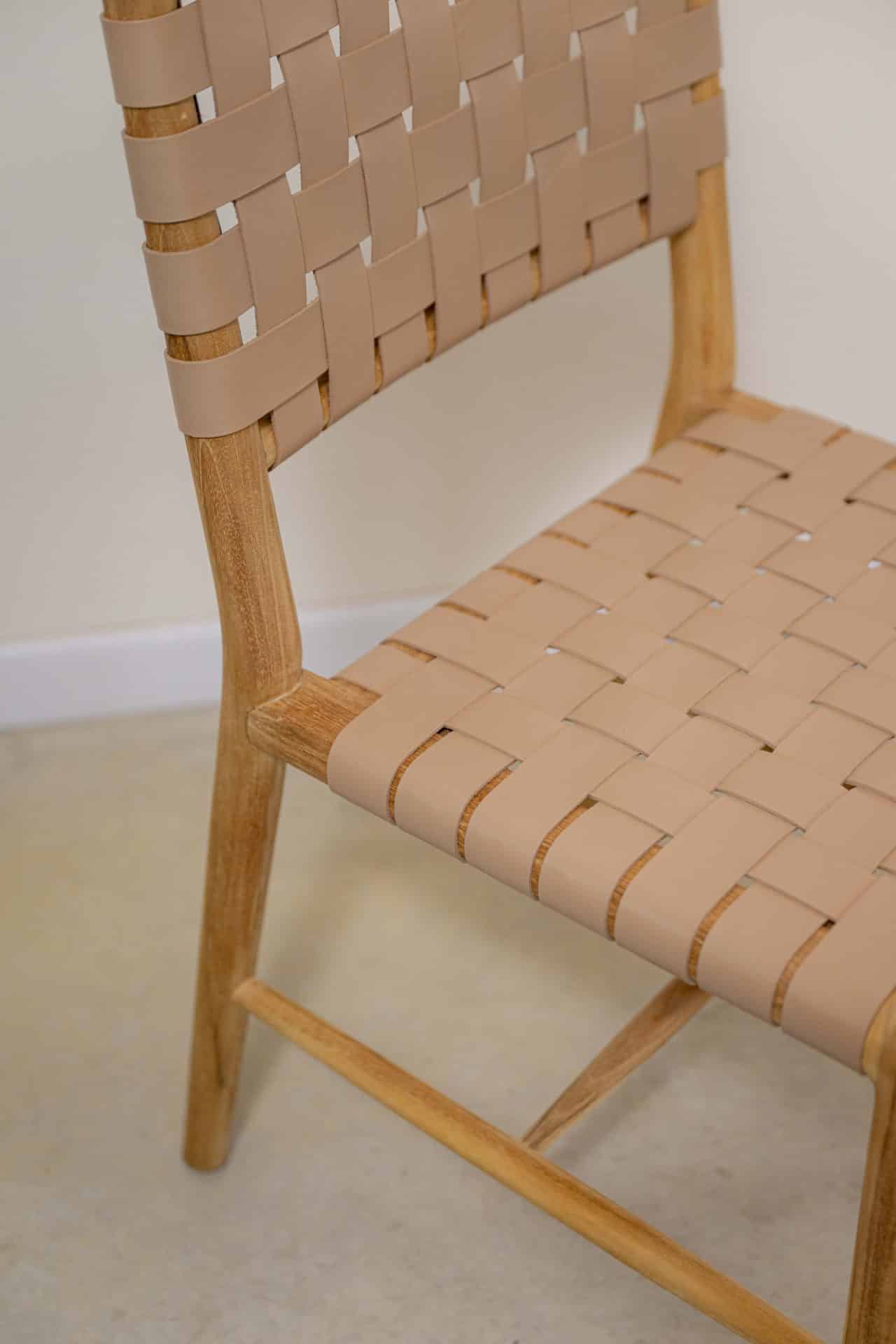 Silla en madera teca y cuero - Imagen 3