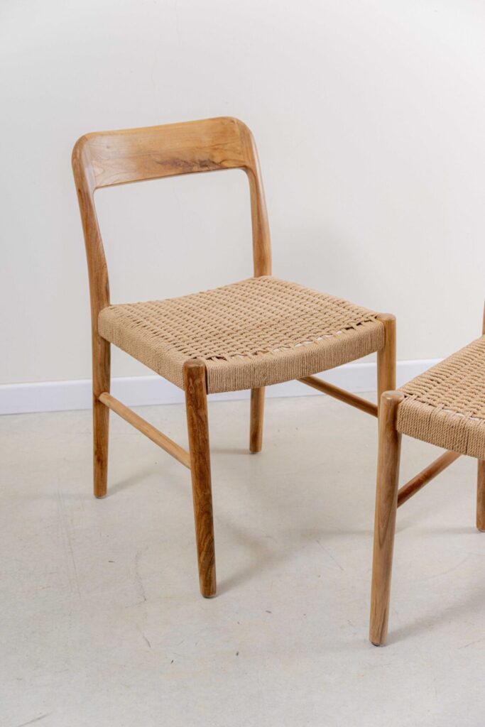 Silla en teca y cuerda natural