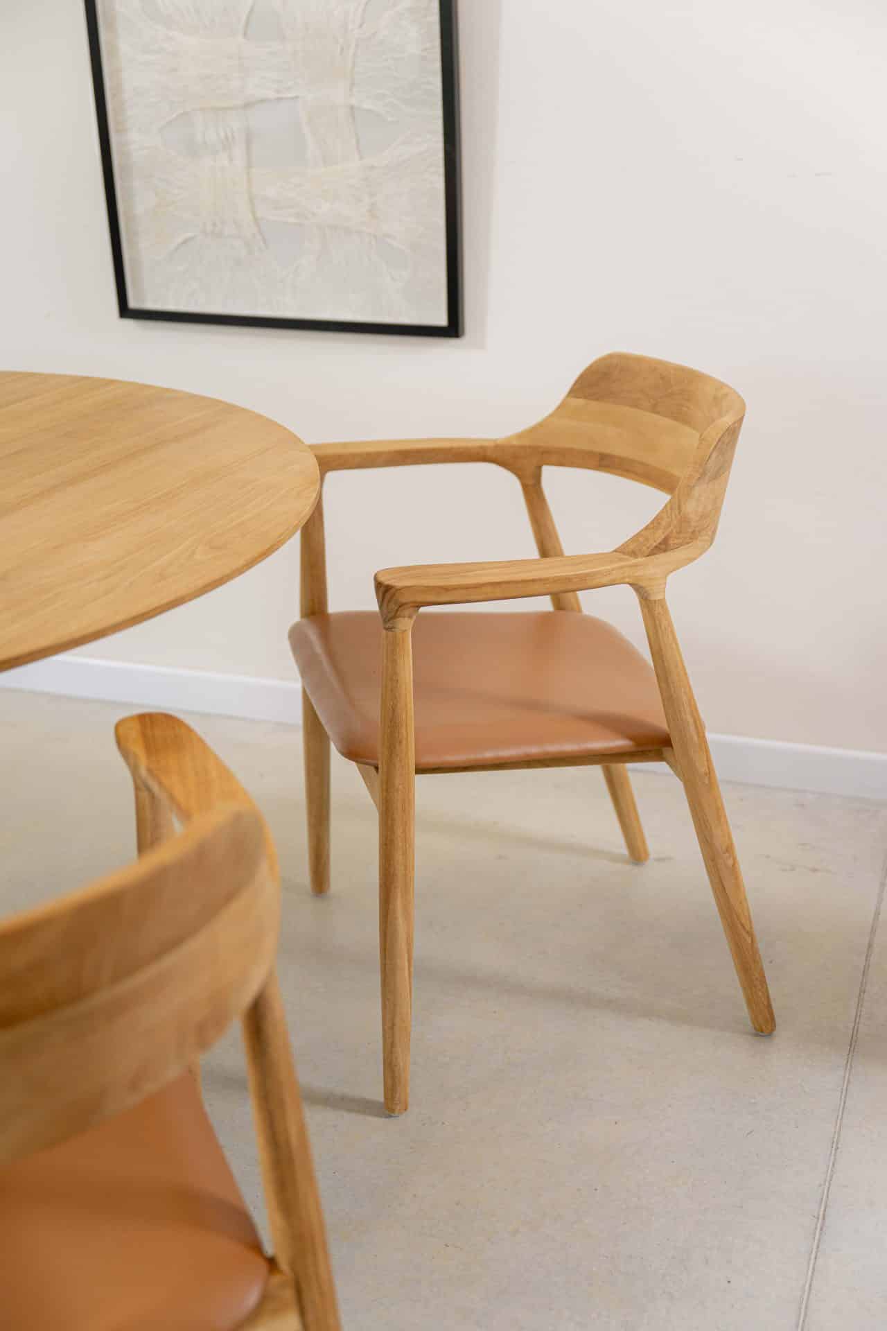 Silla en teca y cuero - Imagen 7
